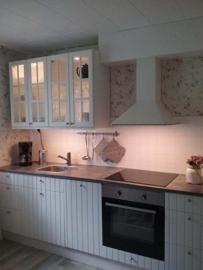 Villa Bjoerkslingan Vimmerby Esterno foto