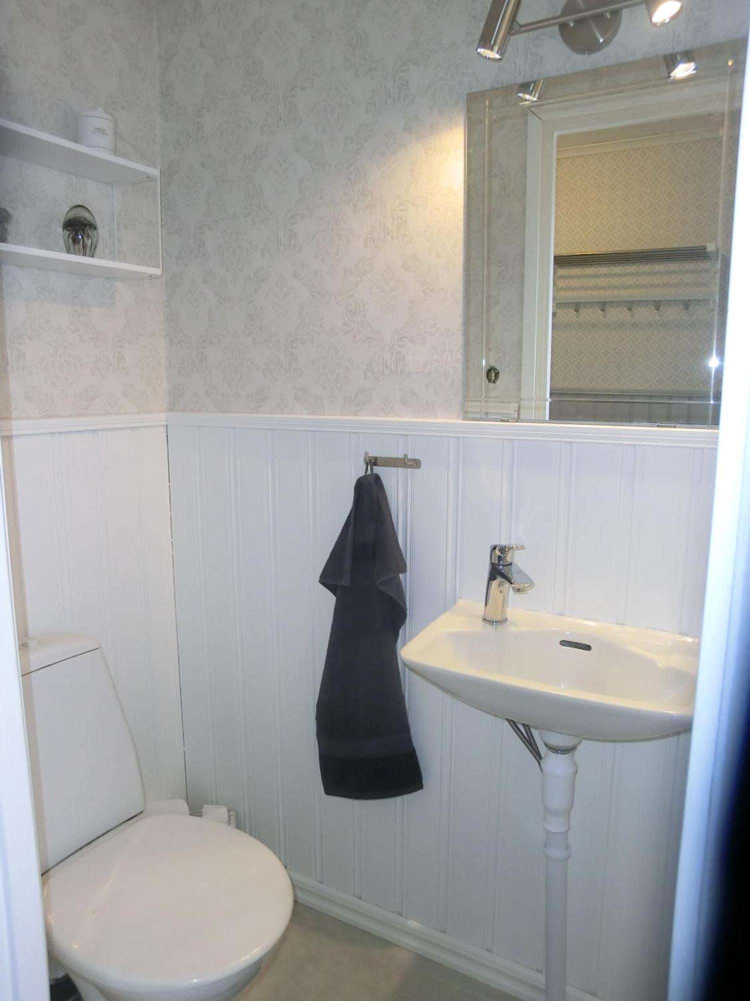 Villa Bjoerkslingan Vimmerby Esterno foto